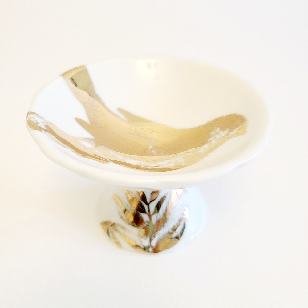 Jewelry holder by Rosanna